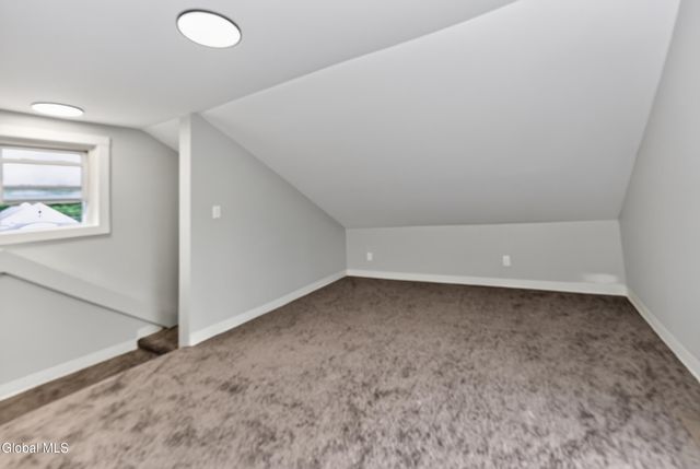 1379 Evergreen Avenue, Rotterdam, NY 12306