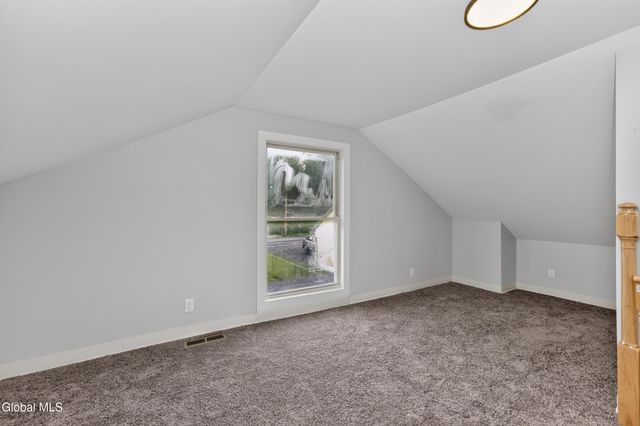 1379 Evergreen Avenue, Rotterdam, NY 12306