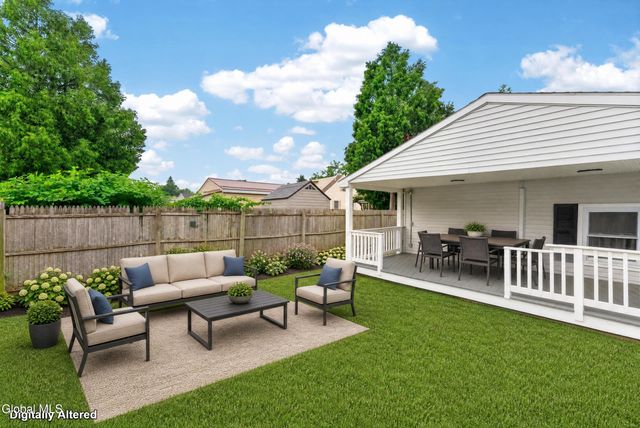 1379 Evergreen Avenue, Rotterdam, NY 12306