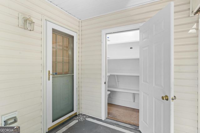 890 Highway 42 S B-6, Jackson, GA 30233