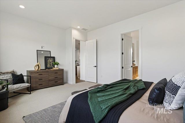 14879 Boatwatch Dr, Caldwell, ID 83607