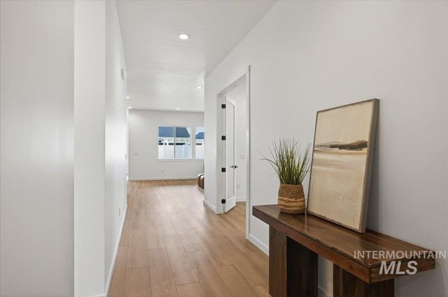 14879 Boatwatch Dr, Caldwell, ID 83607