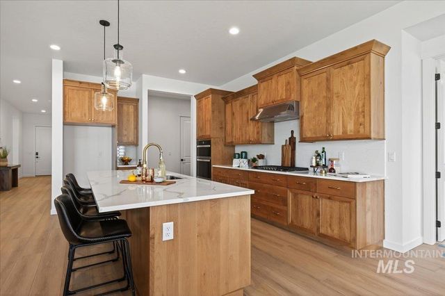 14879 Boatwatch Dr, Caldwell, ID 83607