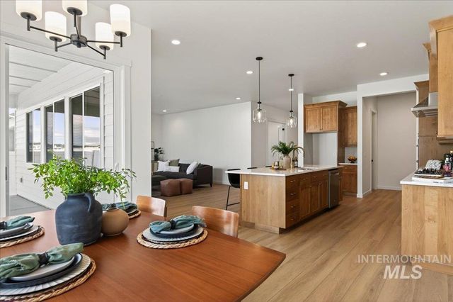 14879 Boatwatch Dr, Caldwell, ID 83607