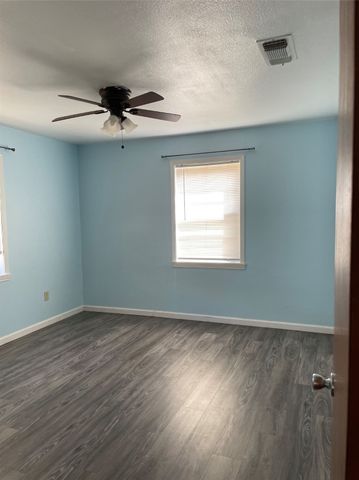 2506 Vincent Street, Brownwood, TX 76801