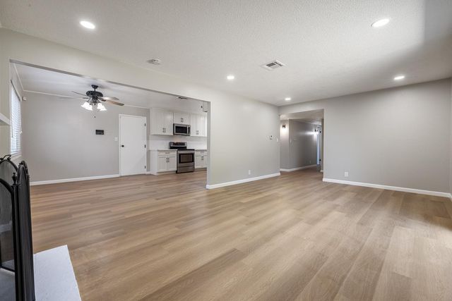 2653 Jasmine Ave, Stockton, CA 95207