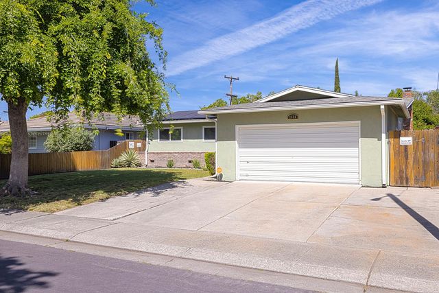 2653 Jasmine Ave, Stockton, CA 95207