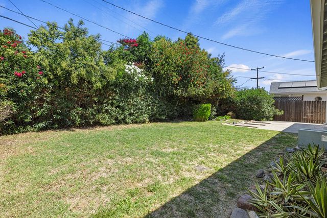 2653 Jasmine Ave, Stockton, CA 95207