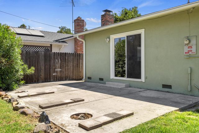 2653 Jasmine Ave, Stockton, CA 95207