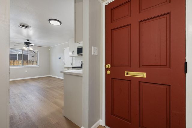 2653 Jasmine Ave, Stockton, CA 95207