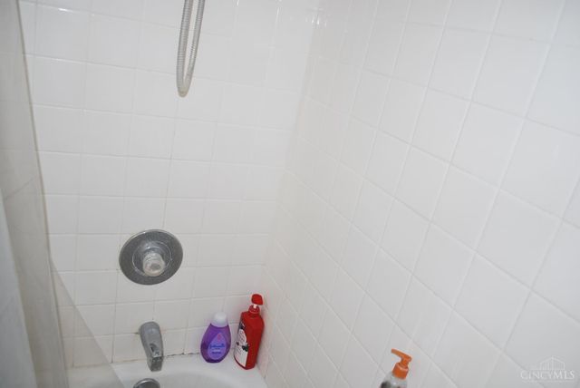 5761 Hanley Close, Miami Twp, OH 45150