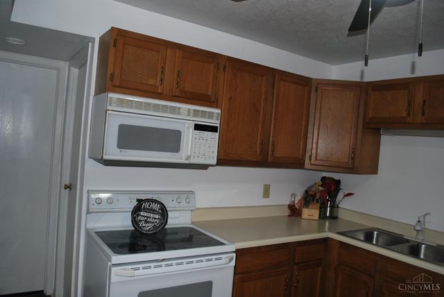 5761 Hanley Close, Miami Twp, OH 45150