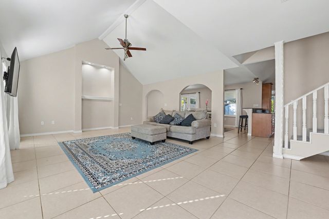 155 Long Pointe Drive, Mary Esther, FL 32569