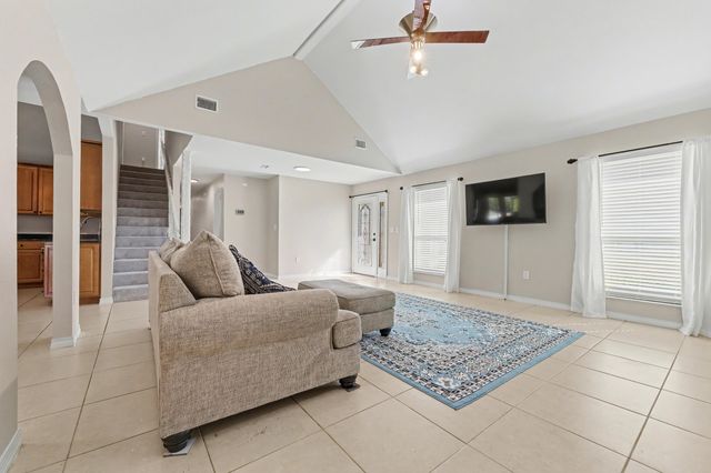 155 Long Pointe Drive, Mary Esther, FL 32569