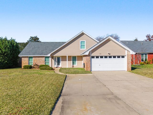 155 Long Pointe Drive, Mary Esther, FL 32569