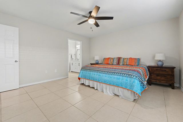 155 Long Pointe Drive, Mary Esther, FL 32569