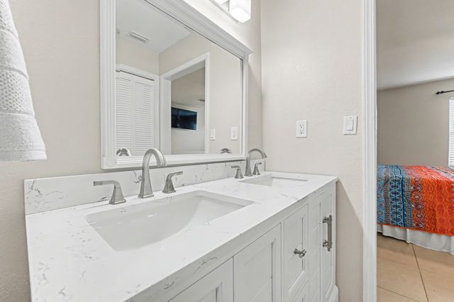 155 Long Pointe Drive, Mary Esther, FL 32569