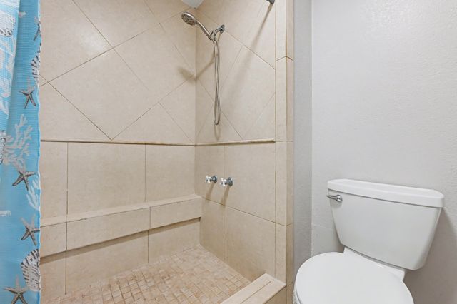 155 Long Pointe Drive, Mary Esther, FL 32569