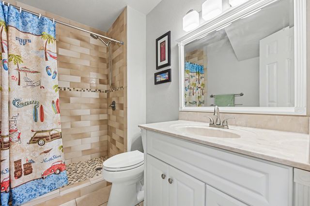 155 Long Pointe Drive, Mary Esther, FL 32569