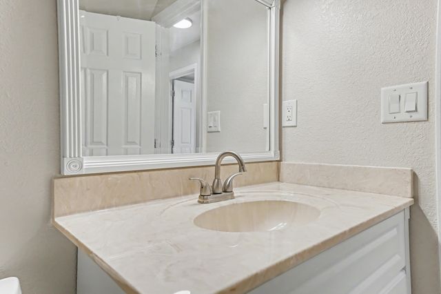 155 Long Pointe Drive, Mary Esther, FL 32569