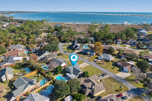 155 Long Pointe Drive, Mary Esther, FL 32569