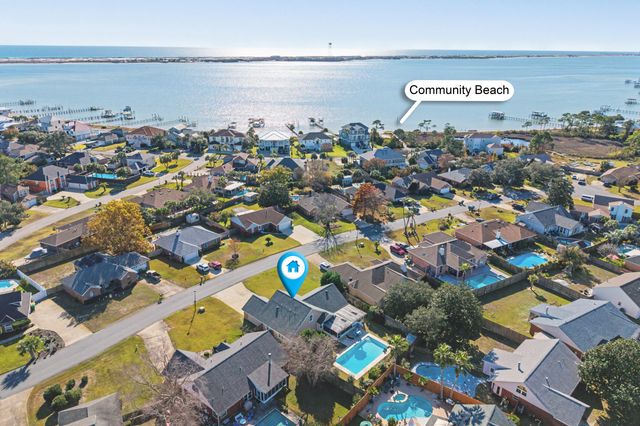 155 Long Pointe Drive, Mary Esther, FL 32569