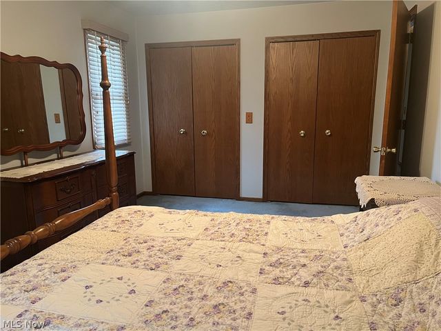 17615 Alexander Road, Walton Hills, OH 44146