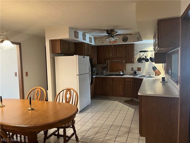 17615 Alexander Road, Walton Hills, OH 44146