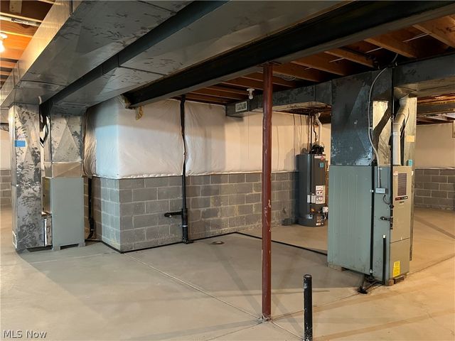 17615 Alexander Road, Walton Hills, OH 44146