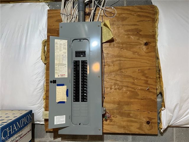 17615 Alexander Road, Walton Hills, OH 44146