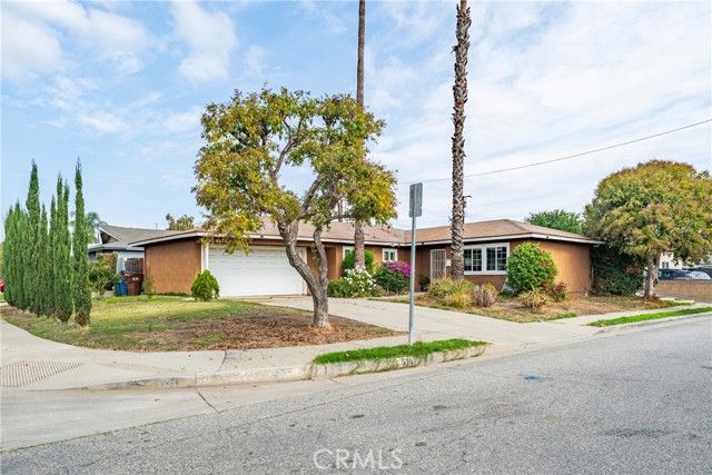 516 Faxina, La Puente, CA 91744