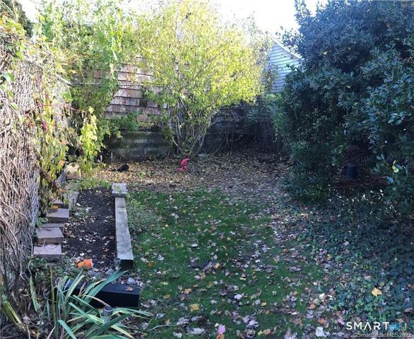 564 Midland Street, Bridgeport, CT 06605