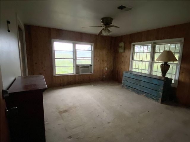 8095 County Road 408, Caldwell, TX 77836