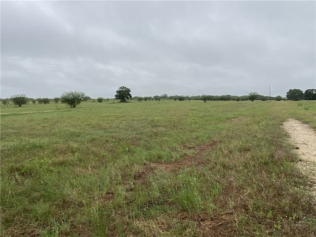 8095 County Road 408, Caldwell, TX 77836