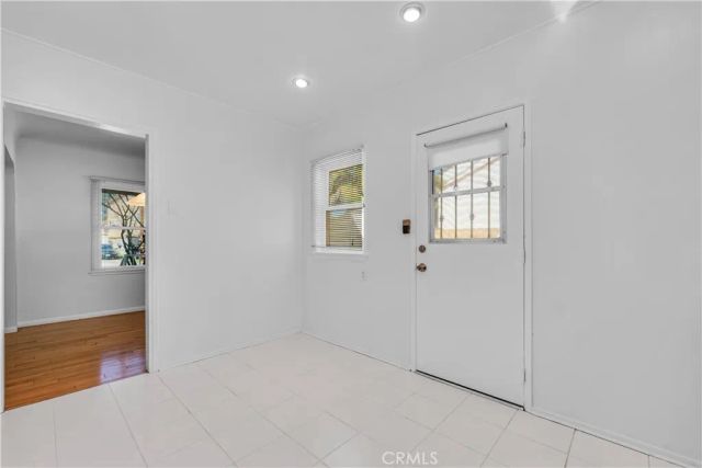 6350 Costello Avenue, Valley Glen, CA 91401