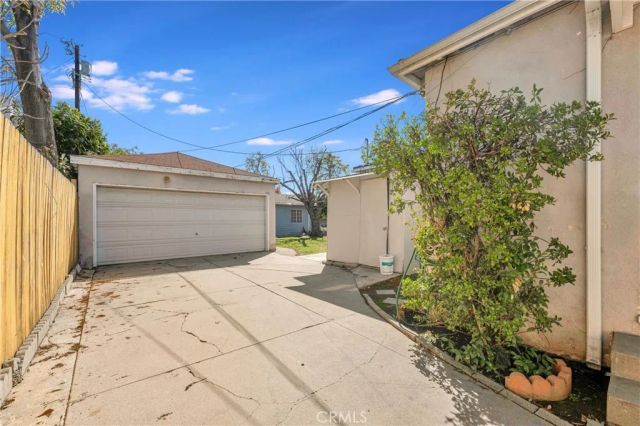 6350 Costello Avenue, Valley Glen, CA 91401