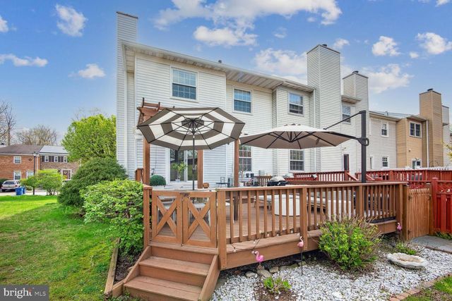 7136 LAKE COVE DR, Alexandria, VA 22315