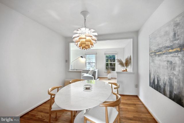 7136 LAKE COVE DR, Alexandria, VA 22315