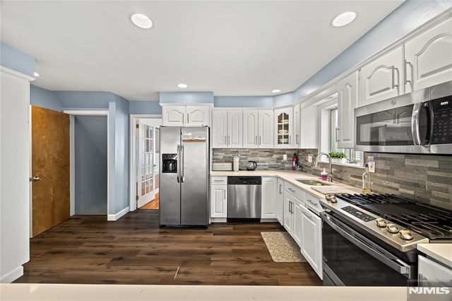 33 Mapes Avenue, Nutley, NJ 07110