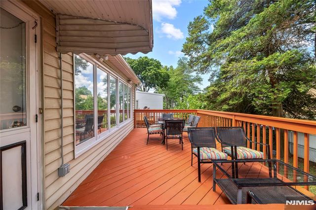 33 Mapes Avenue, Nutley, NJ 07110