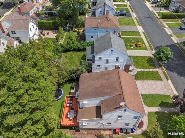 33 Mapes Avenue, Nutley, NJ 07110