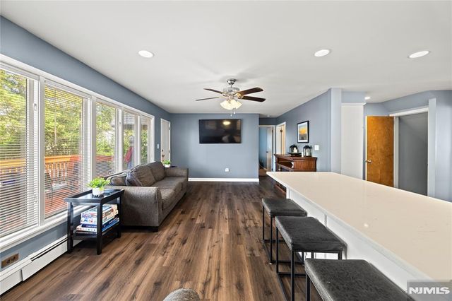33 Mapes Avenue, Nutley, NJ 07110