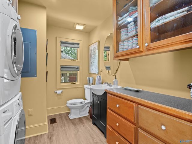300 Fisher Hollow Road, Guntersville, AL 35976