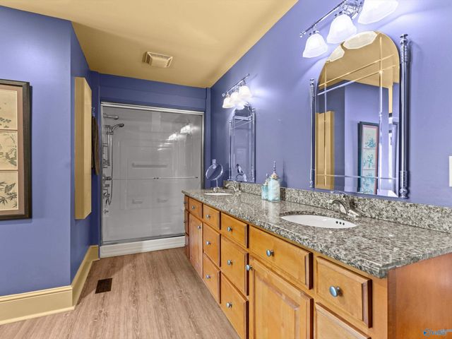 300 Fisher Hollow Road, Guntersville, AL 35976
