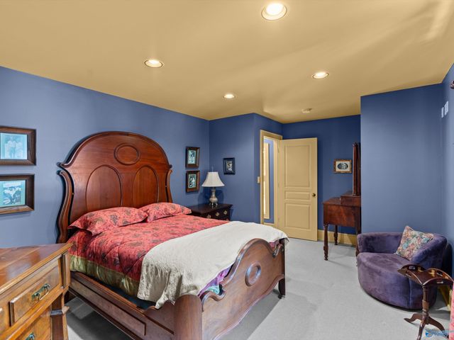 300 Fisher Hollow Road, Guntersville, AL 35976