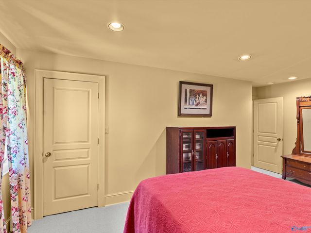 300 Fisher Hollow Road, Guntersville, AL 35976