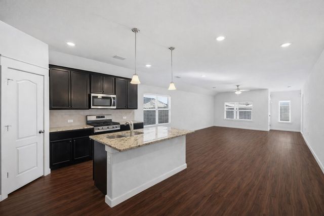 8948 Devonshire Drive, Fort Worth, TX 76131