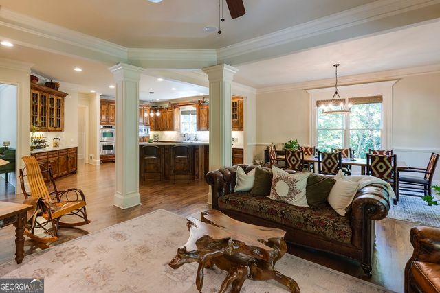 5284 Vernon Springs Trail NW, Sandy Springs, GA 30327