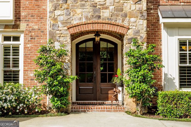 5284 Vernon Springs Trail NW, Sandy Springs, GA 30327