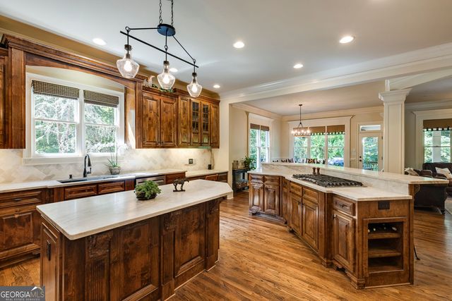 5284 Vernon Springs Trail NW, Sandy Springs, GA 30327